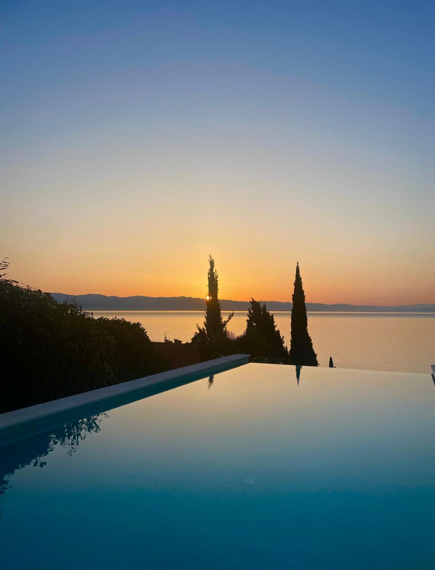 Villa Lovran - 150M To The Beach - Infinity Pool - Incredible Sea View - Fitness Room ภายนอก รูปภาพ